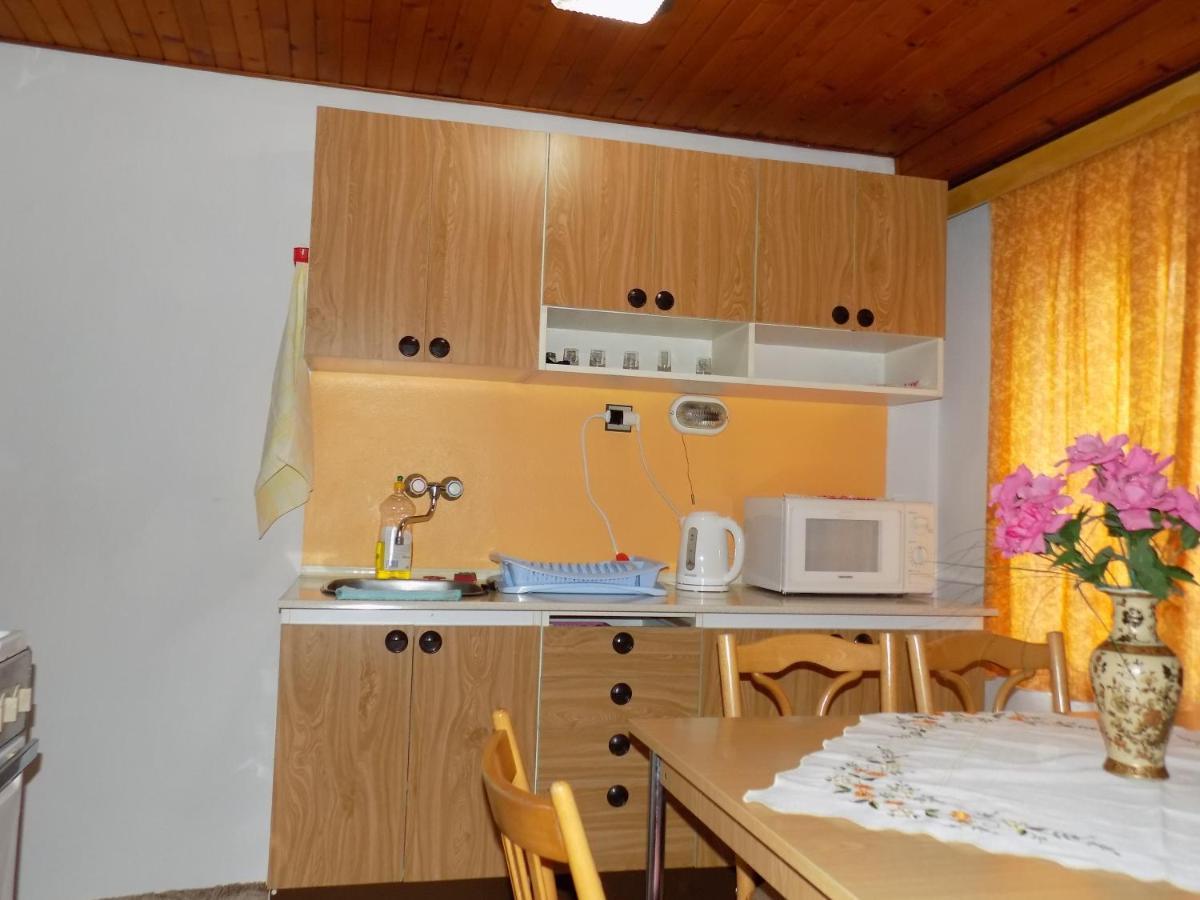 Ubytovani Apartmany Ferencikova Nové Hrady Εξωτερικό φωτογραφία